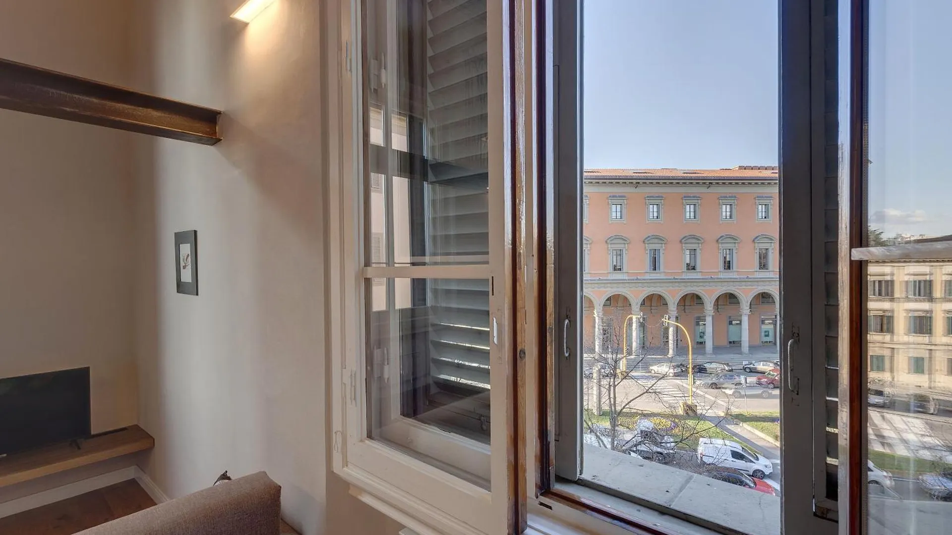 Freedom Apartments By Mamo Florence