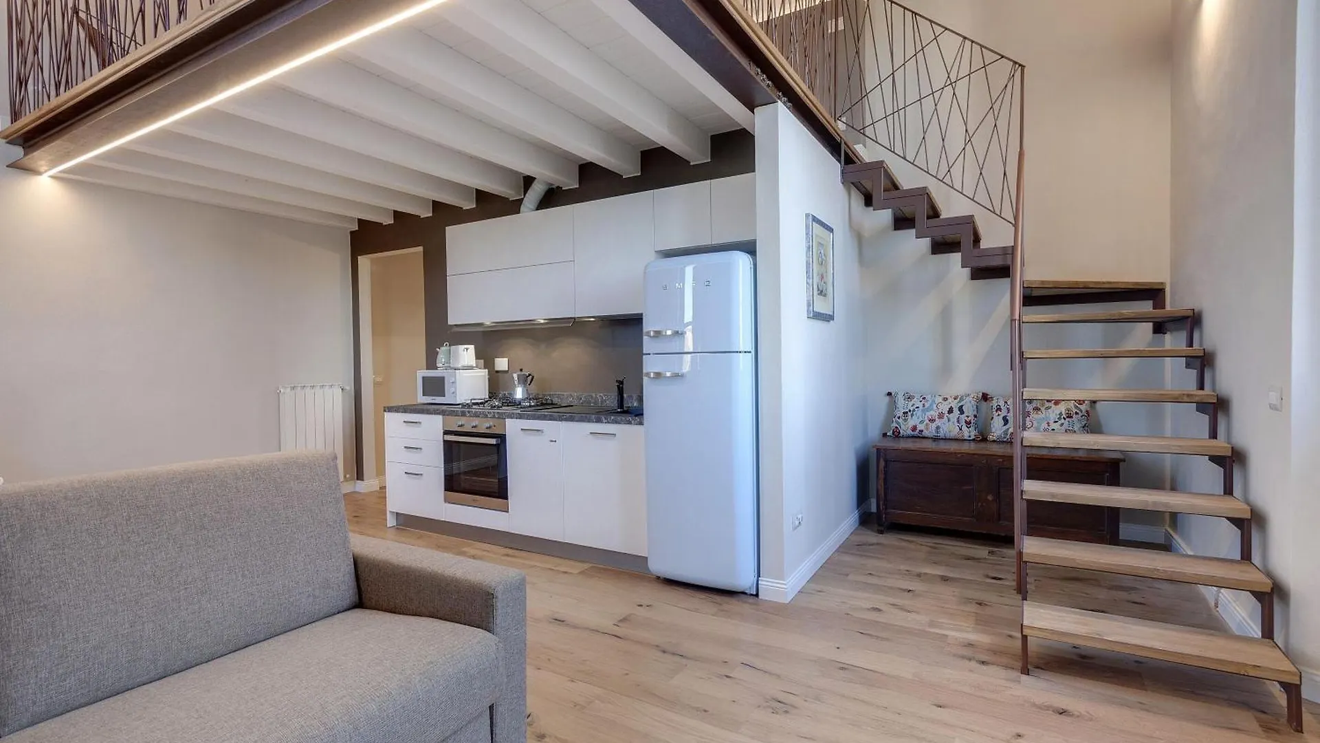 Freedom Apartments By Mamo Florence