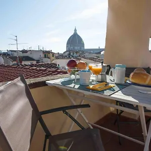 Appartamento A Refuge With A Terrace Overlooking The Duomo, Firenze